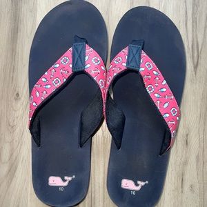 Vineyard Vines flip flops